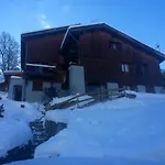Chaleureux A Avec Vue Sur La Montagne Chalet Courchevel