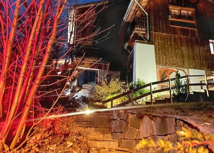 Chaleureux A Avec Vue Sur La Montagne شاليه كورشوفيل